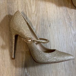 Sam Edelman | 7.5 | Silver/Gold | High Heel w/Sparkle Strap